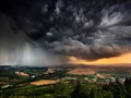 Ισχυρές βροχές και καταιγίδες στα κεντρικά και τα βόρεια 